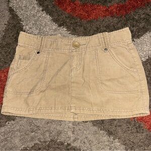Mossimo Supply CO. Women’s Y2K 2000s tan mini skirt size 5